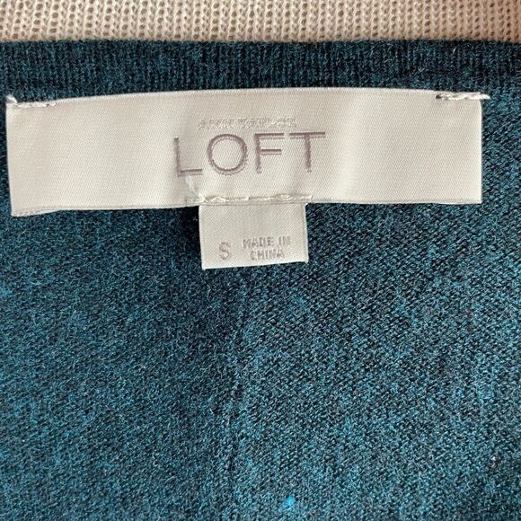 Loft Green V-Neck Sweater Top Size S EUC - Picture 6 of 7